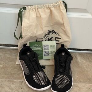 BRAND NEW. Hike footwear brand tennis shoe. Size 8.5 tennis shoe. Black athletic